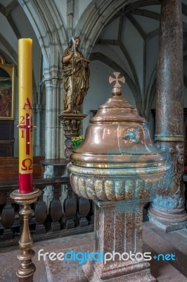 Interior View Of St. Vitus Church In Krumlov Stock Photo