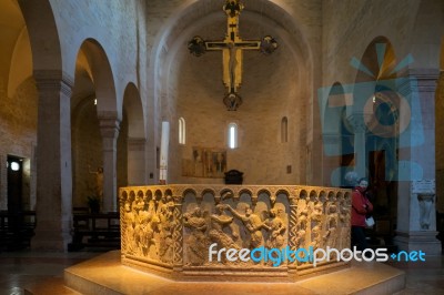 Interior View Of Verona Cathedral Stock Photo