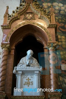 Interior View Of Verona Cathedral Stock Photo