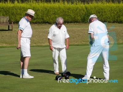 Isle Of Thorns, Sussex/uk - September 11 : Lawn Bowls Match At I… Stock Photo