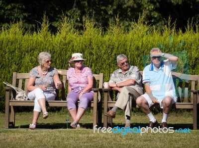 Isle Of Thorns, Sussex/uk - September 11 : Spectators At A Lawn Stock Photo