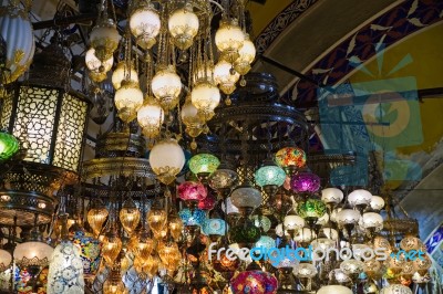 Istanbul, Turkey - May 25 : Lights For Sale In The Grand Bazaar In Istanbul Turkey On May 25, 2018 Stock Photo