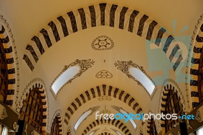 Istanbul, Turkey - May 25 : Ornate Ceiling Of The Spice Bazaar In Istanbul Turkey On May 25, 2018 Stock Photo