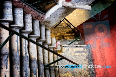 Istanbul, Turkey - May 25 : View Of A Staircase In A Courtyard In The Grand Bazaar In Istanbul Turkey On May 25, 2018 Stock Photo