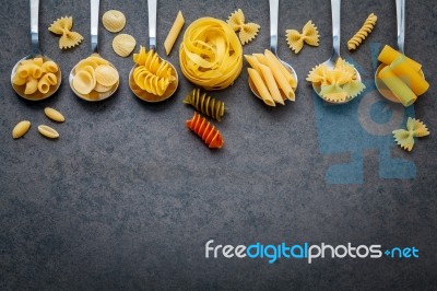 Italian Foods Concept And Menu Design. Various Kind Of Pasta Far… Stock Photo