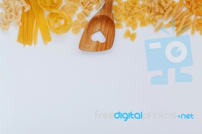 Italian Foods Concept And Menu Design. Various Kind Of Pasta Far… Stock Photo