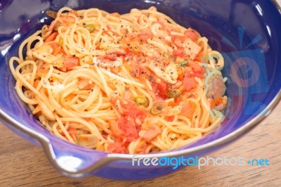 Italian Pasta With Ham, Tomato And Champignon Mushrooms Stock Photo