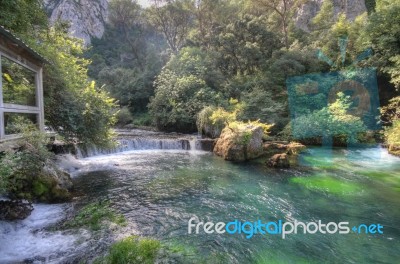 Italy Fontaine De La Vaucluse Water Mill On The River Stock Photo