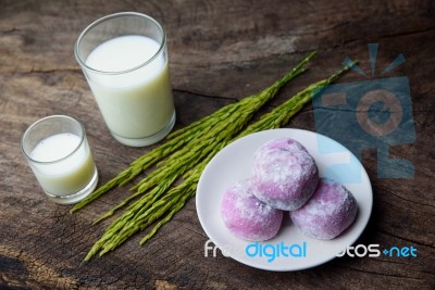 Japanese Sweet Black Sesame Daifuku With Rice Milk And Ear Of Ri… Stock Photo