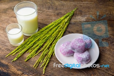 Japanese Sweet Black Sesame Daifuku With Rice Milk And Ear Of Ri… Stock Photo