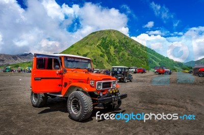 Java,indonesia-arpil 24,2017 : Tourists 4x4 Jeep For Tourist Rent At Mount Bromo In East Java , Indonesia Stock Photo