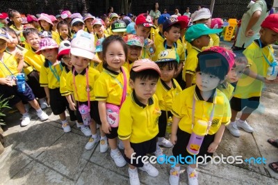 Kindergarten Students Visit The Zoo, In The Jul 15, 2016. Bangkok Thailand Stock Photo