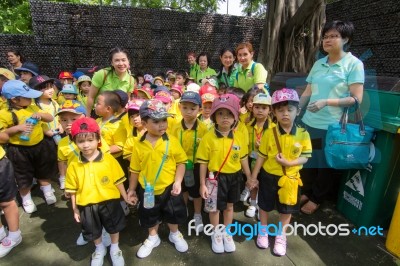 Kindergarten Students Visit The Zoo, In The Jul 15, 2016. Bangkok Thailand Stock Photo