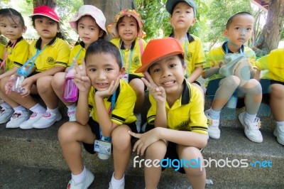 Kindergarten Students Visit The Zoo, In The Jul 15, 2016. Bangkok Thailand Stock Photo