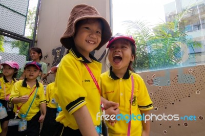 Kindergarten Students Visit The Zoo, In The Jul 15, 2016. Bangkok Thailand Stock Photo