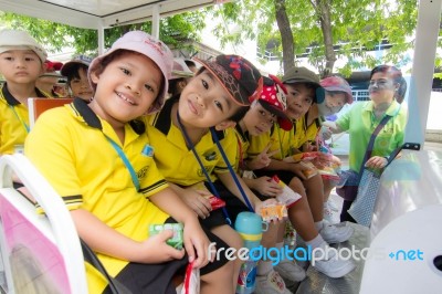 Kindergarten Students Visit The Zoo, In The Jul 15, 2016. Bangkok Thailand Stock Photo