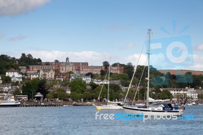 Kingswear, Devon/uk - July 28 : View Across The River Dart To Da… Stock Photo