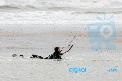 Kite Surfer At Winchelsea In Sussex Stock Photo