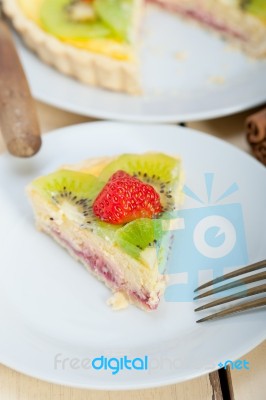 Kiwi And Strawberry Pie Tart Stock Photo