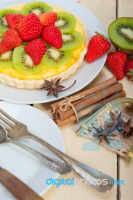 Kiwi And Strawberry Pie Tart Stock Photo