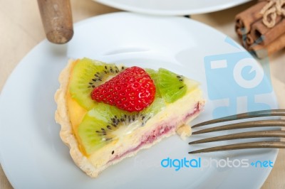 Kiwi And Strawberry Pie Tart Stock Photo