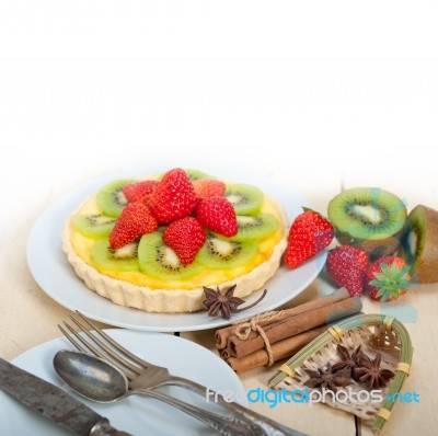 Kiwi And Strawberry Pie Tart Stock Photo