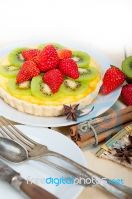 Kiwi And Strawberry Pie Tart Stock Photo