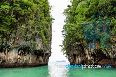 Koh Hong Island Krabi In Thailand Between The Rock Stock Photo