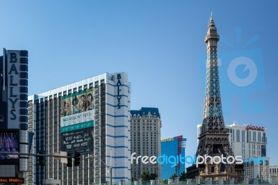 Las Vegas, Nevada/usa - August 1 : View Towards The Replica Eiff… Stock Photo