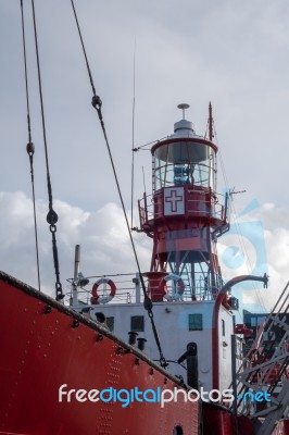 Lightship 2000 Moored In Cardiff Stock Photo