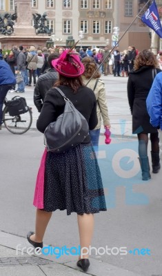 Local Tour Guide In Munich Stock Photo