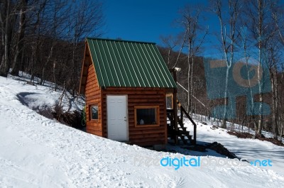 Log Cabin In Snow Stock Photo