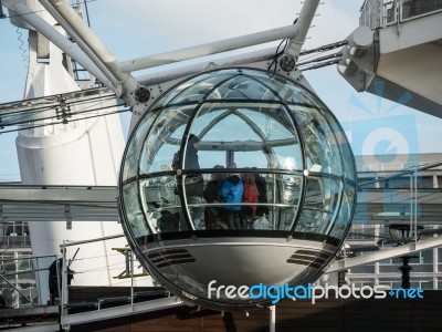 London - February 3 : Close-up Of The London Eye In London On February 3, 2014. Unidentified People Stock Photo