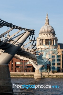 London - January 27 : Millennium Bridge And St Pauls Cathedral I… Stock Photo