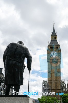 London - July 30 : Statue Of Winston Churchill In London On July… Stock Photo