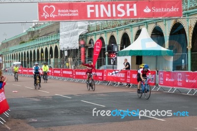 London To Brigton Cycle Ride To Raise Money For The British Hear… Stock Photo