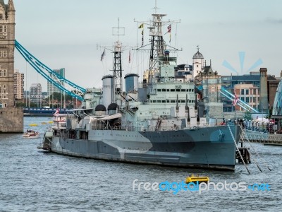 London, Uk - June 14 : Hms Belfast Anchored Near Tower Bridge In… Stock Photo