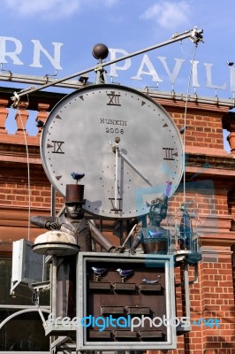 London Zoo Clock Stock Photo