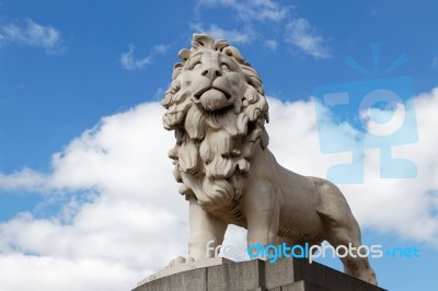 London/uk - March 21 : The South Bank Lion On Westminster Bridge… Stock Photo