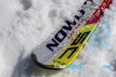 Lone Ski In The Snow At Pordoi Stock Photo