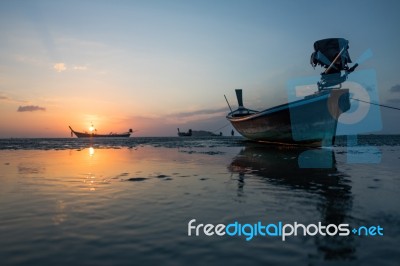 Longtail Boat Snset Stock Photo