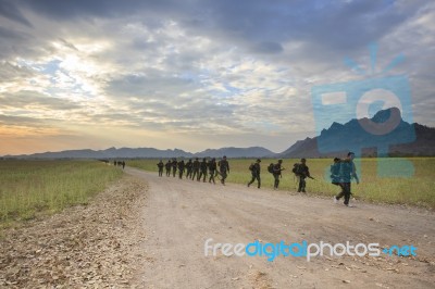 Lopburi Thailand-dec25: Thai Army Soldier Practice To Long Range… Stock Photo