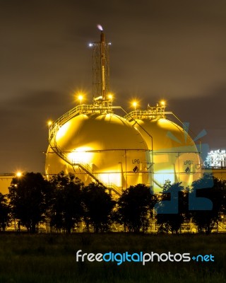 Lpg Gas Industrial Storage Sphere Tanks Stock Photo