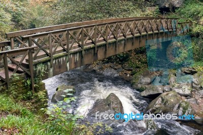 Lynmouth, Devon/uk - October 19 : Bridge Over The East Lyn River… Stock Photo