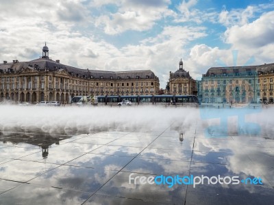 Miroir D'eau At Place De La Bourse In Bordeaux Stock Photo