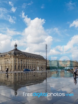 Miroir D'eau At Place De La Bourse In Bordeaux Stock Photo