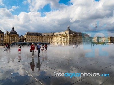 Miroir D'eau At Place De La Bourse In Bordeaux Stock Photo