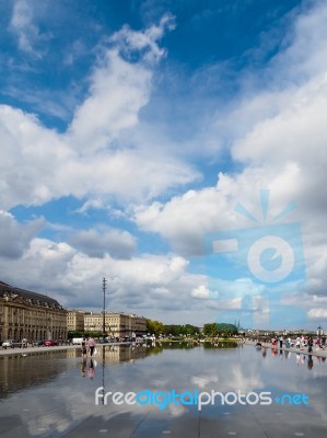 Miroir D'eau At Place De La Bourse In Bordeaux Stock Photo