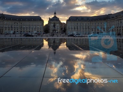 Miroir D'eau At Place De La Bourse In Bordeaux Stock Photo