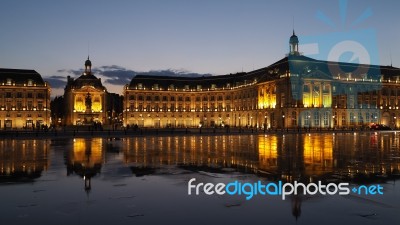 Miroir D'eau At Place De La Bourse In Bordeaux Stock Photo